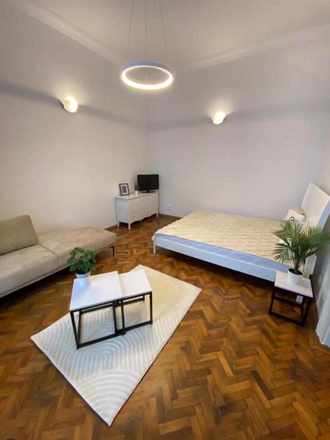 Apartment In City Center Koszyce Zewnętrze zdjęcie